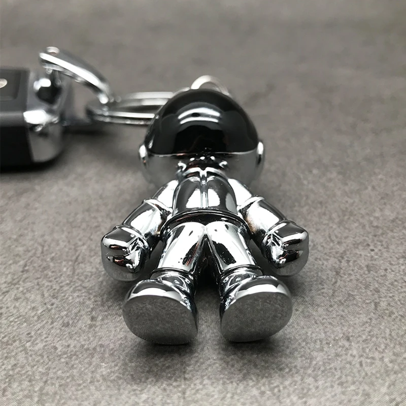 Nové Kreativní 3D Space Astronaut Kreslený klíčenka Osobnosti Robot Přívěsek na Klíče Kovové Klíčenky pro Auto Muži Malý držák na Klíče