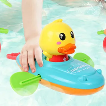 Dětské vodní lázni, hraje toy veslice plavání plovoucí kreslený kachna dítě dítě raného vzdělávání koupelna beach dárek
