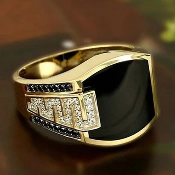 Luxusní Pánské Prsten Typ Podnikání Černá Deska Crystal Straně Nastavení pro Mužské Drahokamu Prst Kapela Zlaté Barvy Lesklé Šperky