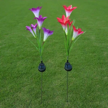 Venkovní Solární Zahradní Sázce Světla s 4 Lily Květina, Multi-barevné Měnící se LED Solární Osvětlení Krajiny Světlo pro Zahradní Terasa